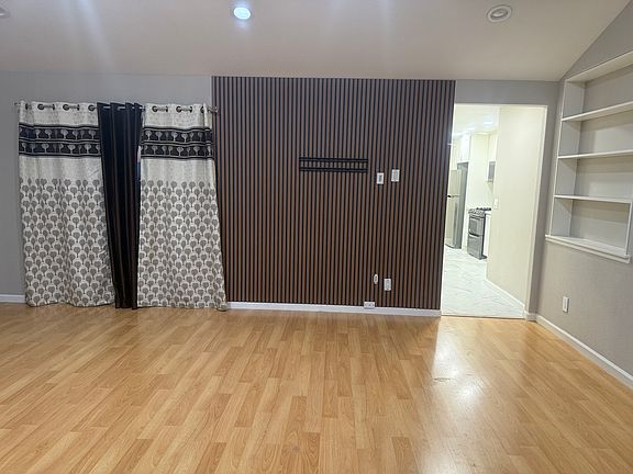 3rd image of 3702 Rosemar Ave