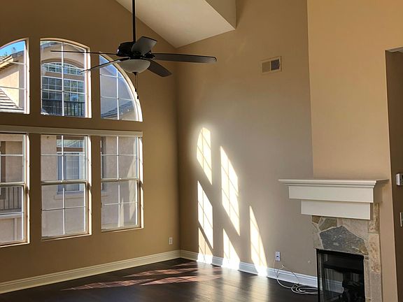 4th image of 25 Montara Dr