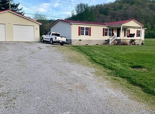 3149 Salt Lick Rd, Vanceburg, KY 41179