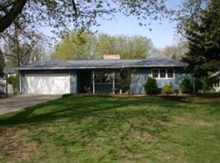 2806 Garden Ln W, Saint Joseph, MI 49085