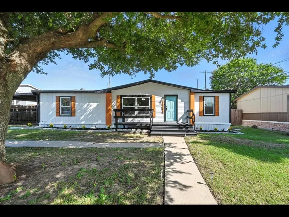 1309 Vinewood Dr, Mansfield, TX 76063