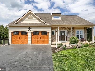365 Lynne Dr, Mount Wolf, PA, 17347