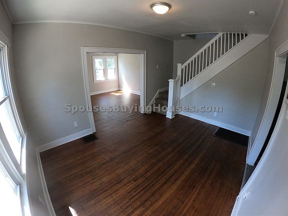 5th image of 812 Fairfield Ave