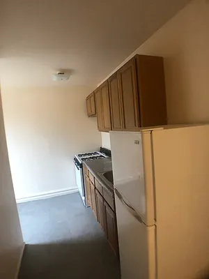 Rented by Smart NY Realty LLC | media 7