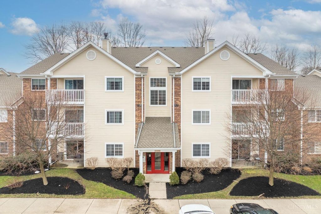 Real estate listing image