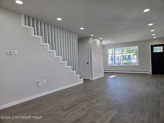 4th image of 40 Vulcan St