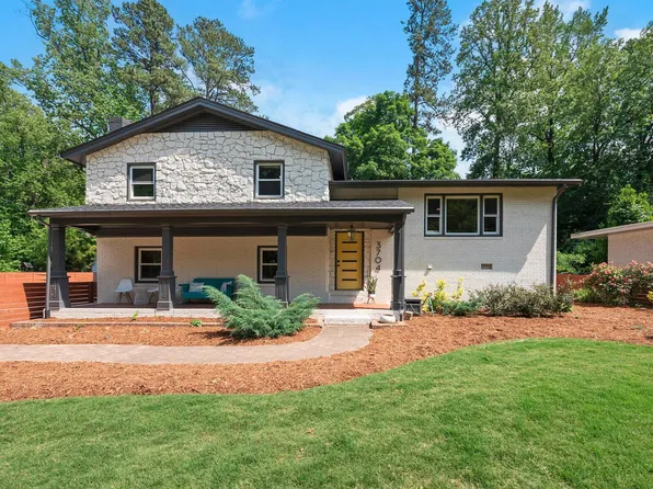3704 Swann St, Raleigh, NC 27612
