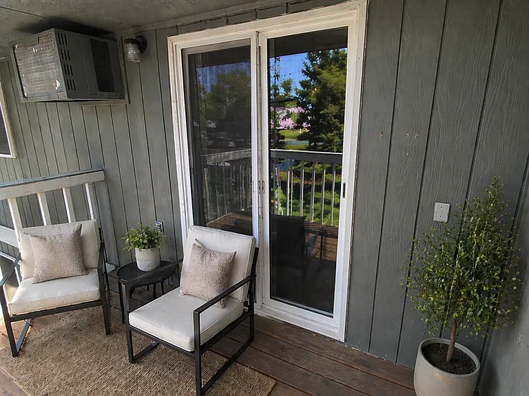 201A Valleyview Ave #12 — Photo 1