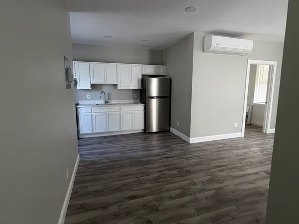 1179 Main St #1, Fishkill, NY 12524