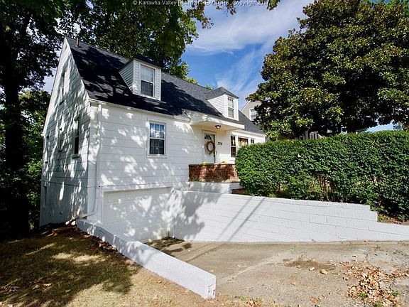 3rd image of 704 Churchill Dr