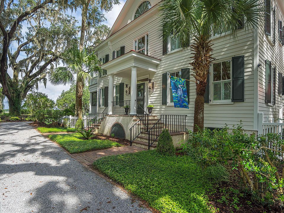 1st image of 1 Waterside Drive