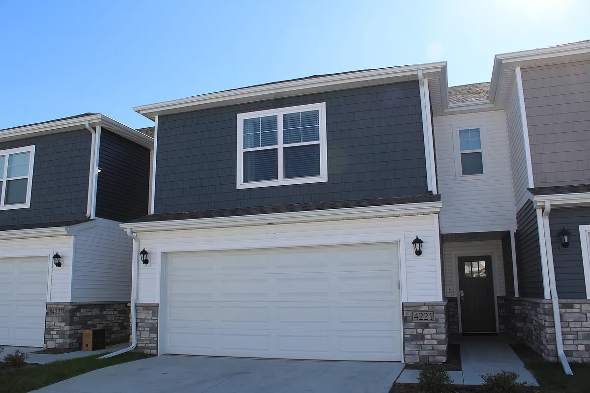 Building Photo - 4221 Mongoose Ln