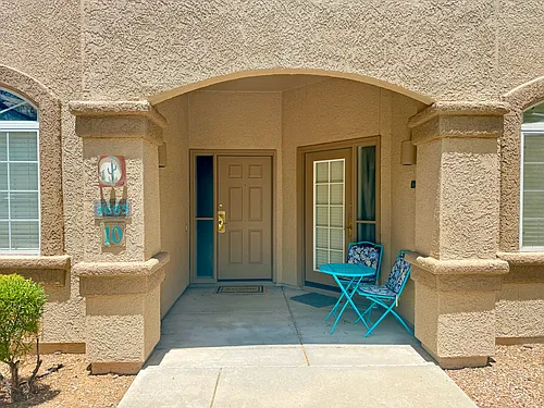 4685 S Tropicana Dr Photo 1