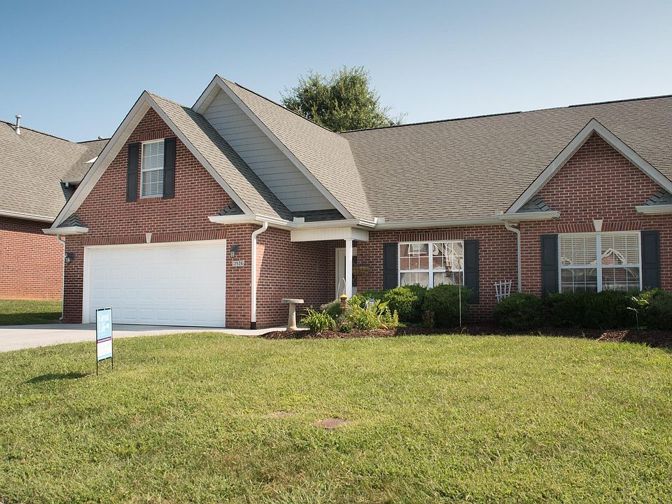 1st image of 3526 Oak Villa Way