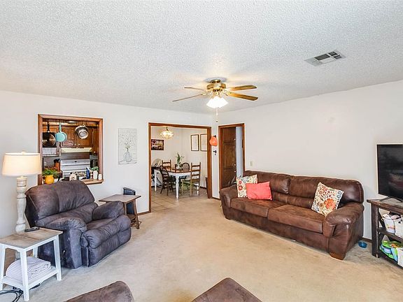 4th image of 1517 S Shalamar Dr #1515