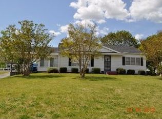 8189 Old Beach Rd, Frederica, DE 19946