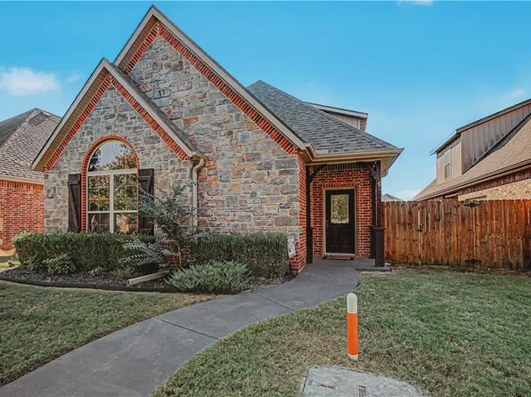 3203 SW Warberry Ave, Bentonville, AR 72713