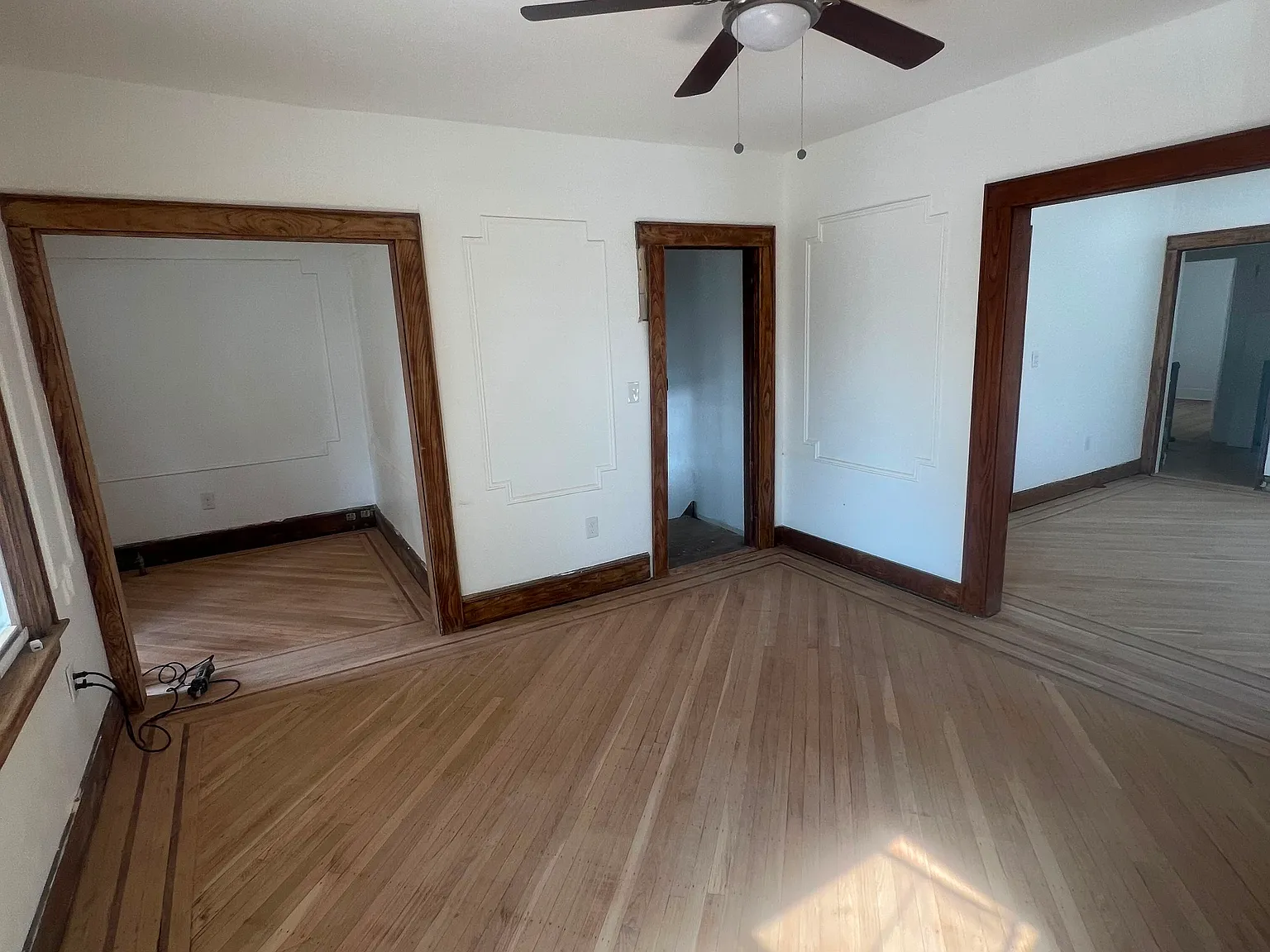 3 bed, $2,750 — Photo 2