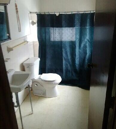 4th image of 545 Watervliet Ave