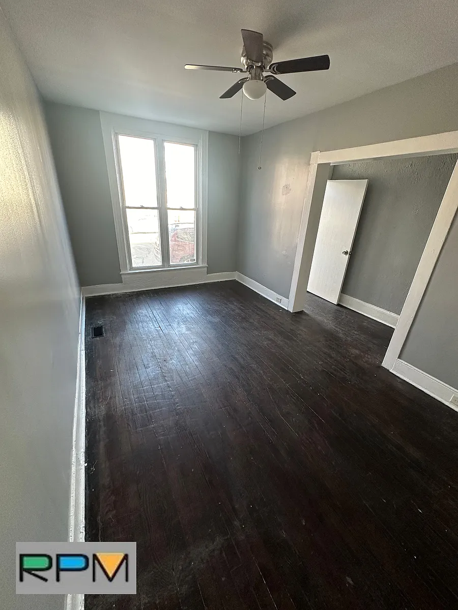 Building Photo - 419 N Patterson Park Ave