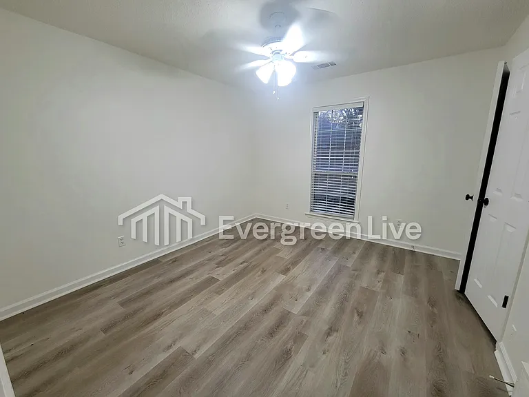 5990 Armistead St — Photo 13