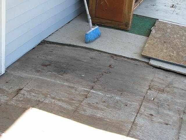 1st image of 140 E Spencer Ave