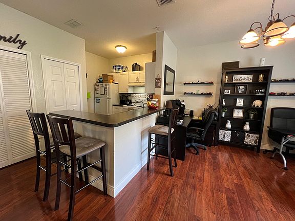3rd image of 5951 Westgate Dr APT 1722