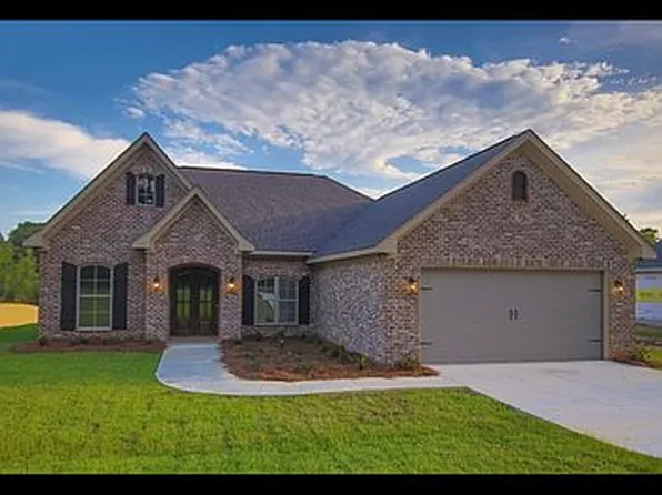 12545 Magnolia Lake Dr, Collinsville, MS 39325