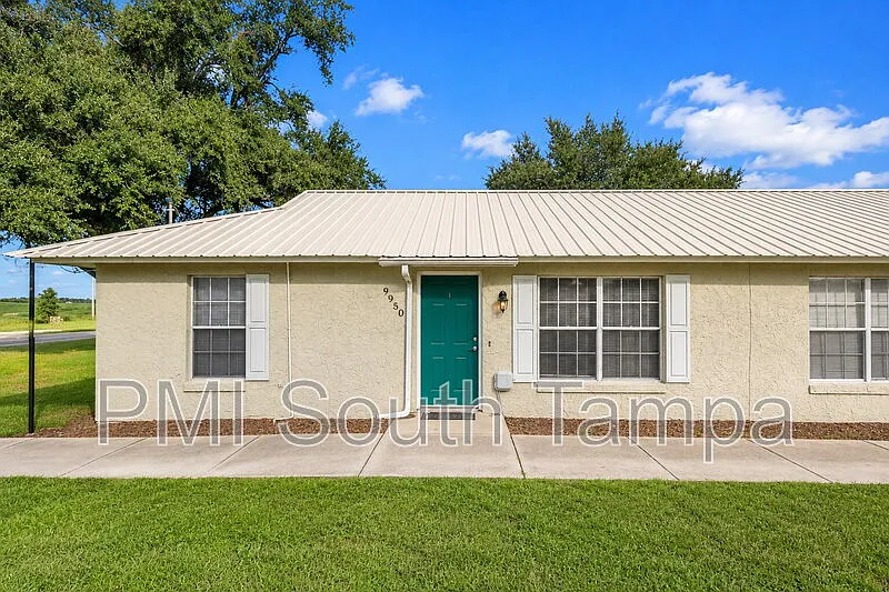 2 bed, 1.0 bath, 800 sqft, $1,380 — Photo 2
