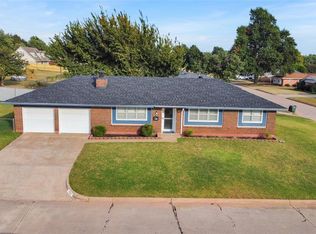410 Vickie Dr, Del City, OK 73115