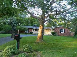 1220 W Buckley Dr, Owosso, MI 48867