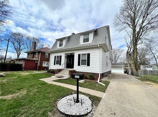 121 N Taylor Ave, Decatur, IL 62522