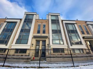 8 Teasel Way, Markham, ON L3R 9S3