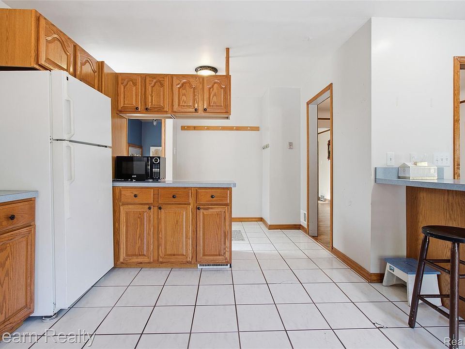 14050 Wales Ave, photo 28