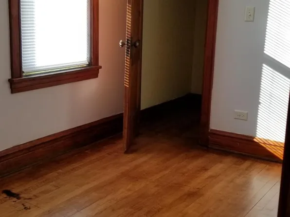 2340 S 50th Ave #2, Cicero, IL 60804