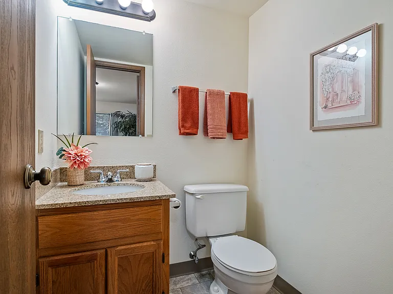 York Creek Apartments — Photo 21