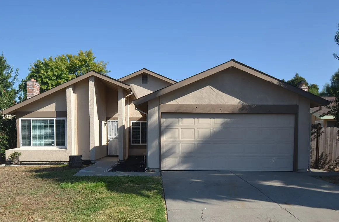 3472 Cattle Dr photo 1