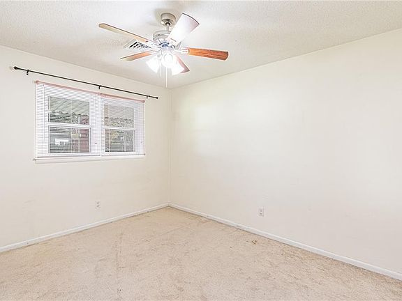 5th image of 3300 Woodsman Ln