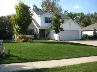 210 W North St, Wadsworth, OH 44281