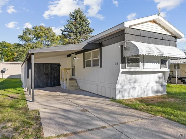 39 Carefree Ln, Buffalo, NY 14227