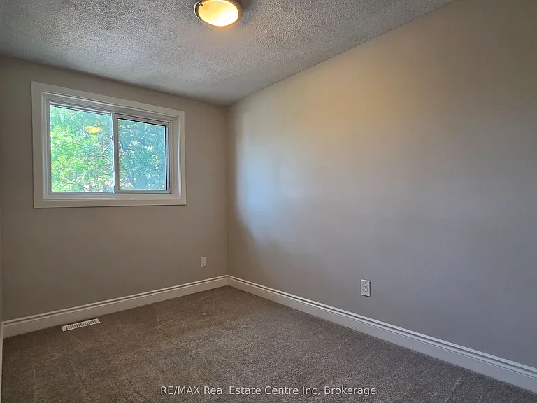 31 Greengate Rd #101 — Photo 14
