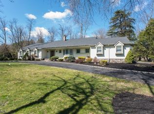 1 Round Hill Rd, Scotch Plains, NJ 07076