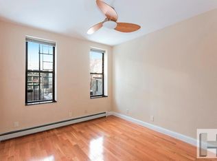 530 50th Ave #1F, Long Island City, NY 11101