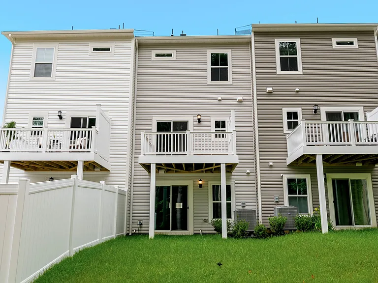 5616 Ludlow Pl — Photo 48