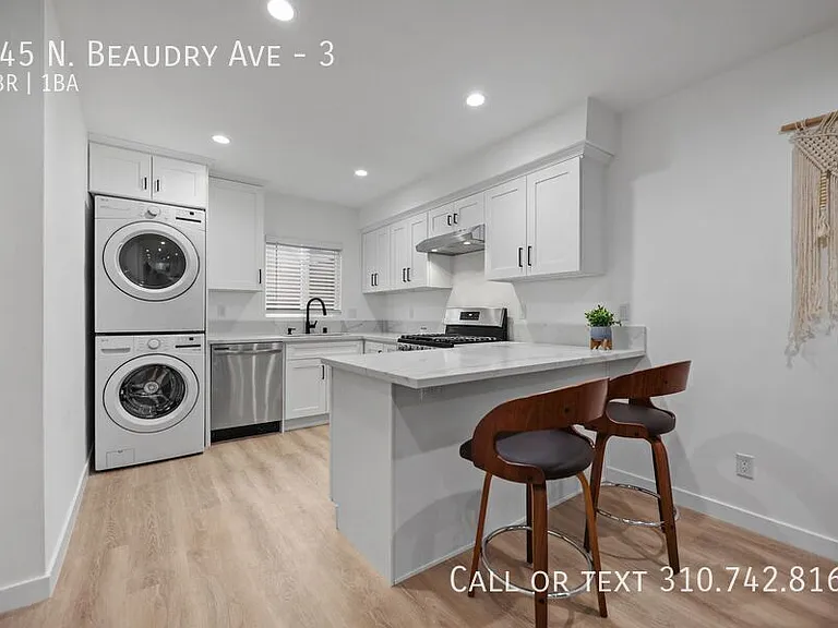 945 N Beaudry Ave #3 — Photo 3