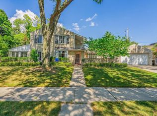 7830 Mary Ellen Pl, Wauwatosa, WI 53213