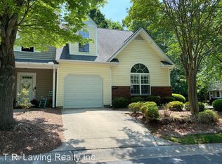 8767 Robinson Forest Dr, Charlotte, NC 28277