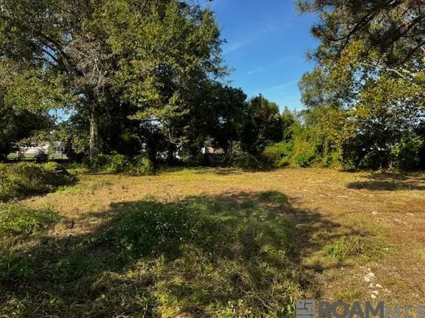 2135 Pocahontas St, Baton Rouge, LA 70802
