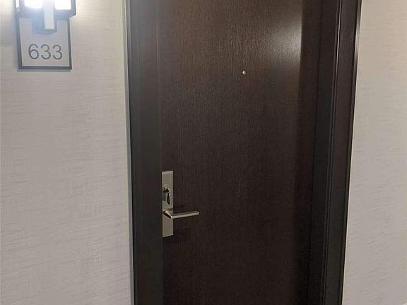 5th image of 460 Adelaide St E #633