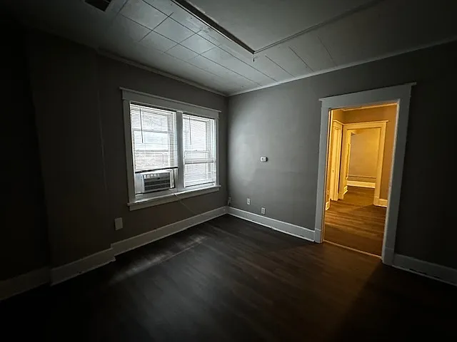 1 bed, 700 sqft, $995 — Photo 4